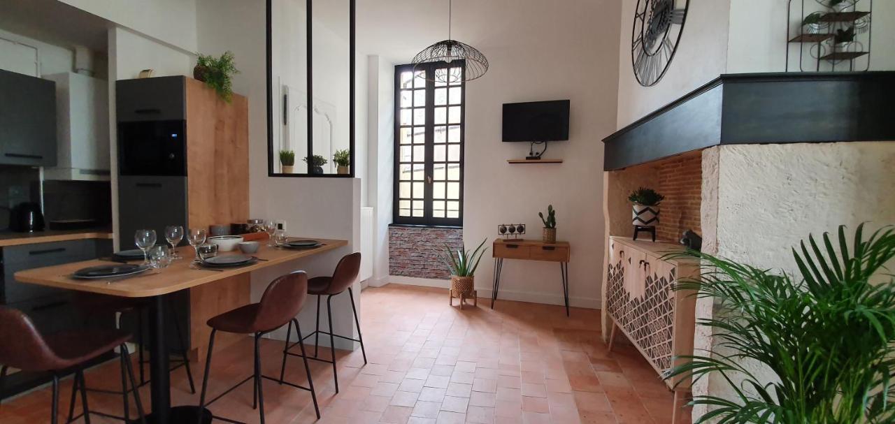 Appartement Duplex Au Coeur Du Centre Historique برجراك المظهر الخارجي الصورة